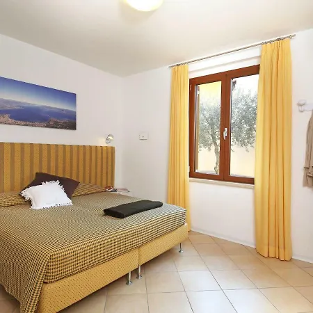 Locazione Turistica Onda Blu * Raffa